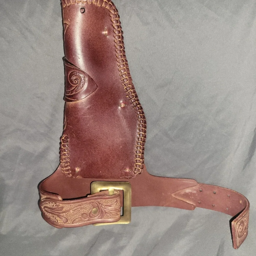 Vintage Western Cowboy Brown Toy Cap Gun Holster Belt